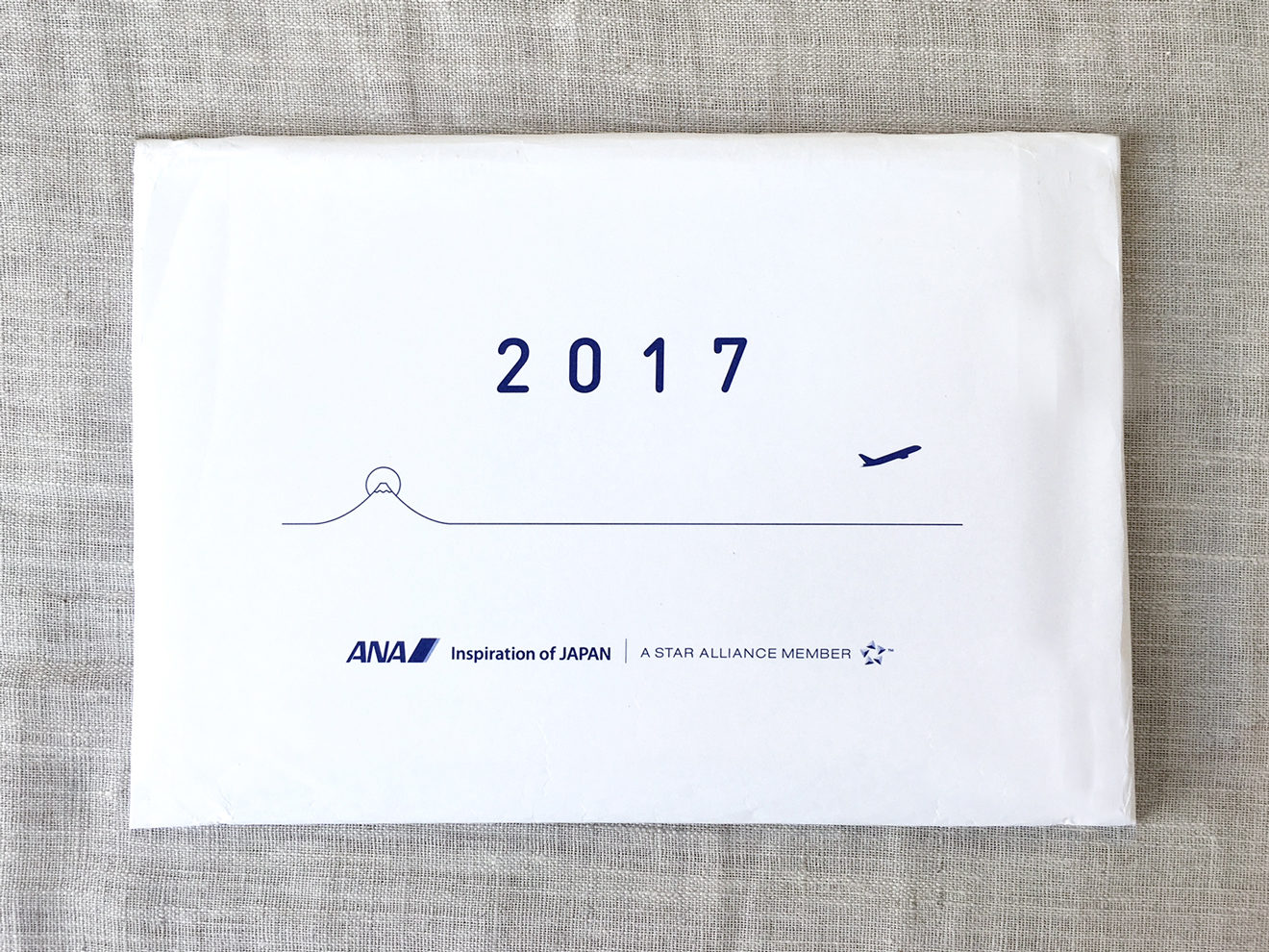 ANA_calendar_2017_08